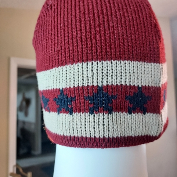 USA Knit Beanie Hat in Navy & Maroon. Unisex. - Picture 3 of 6